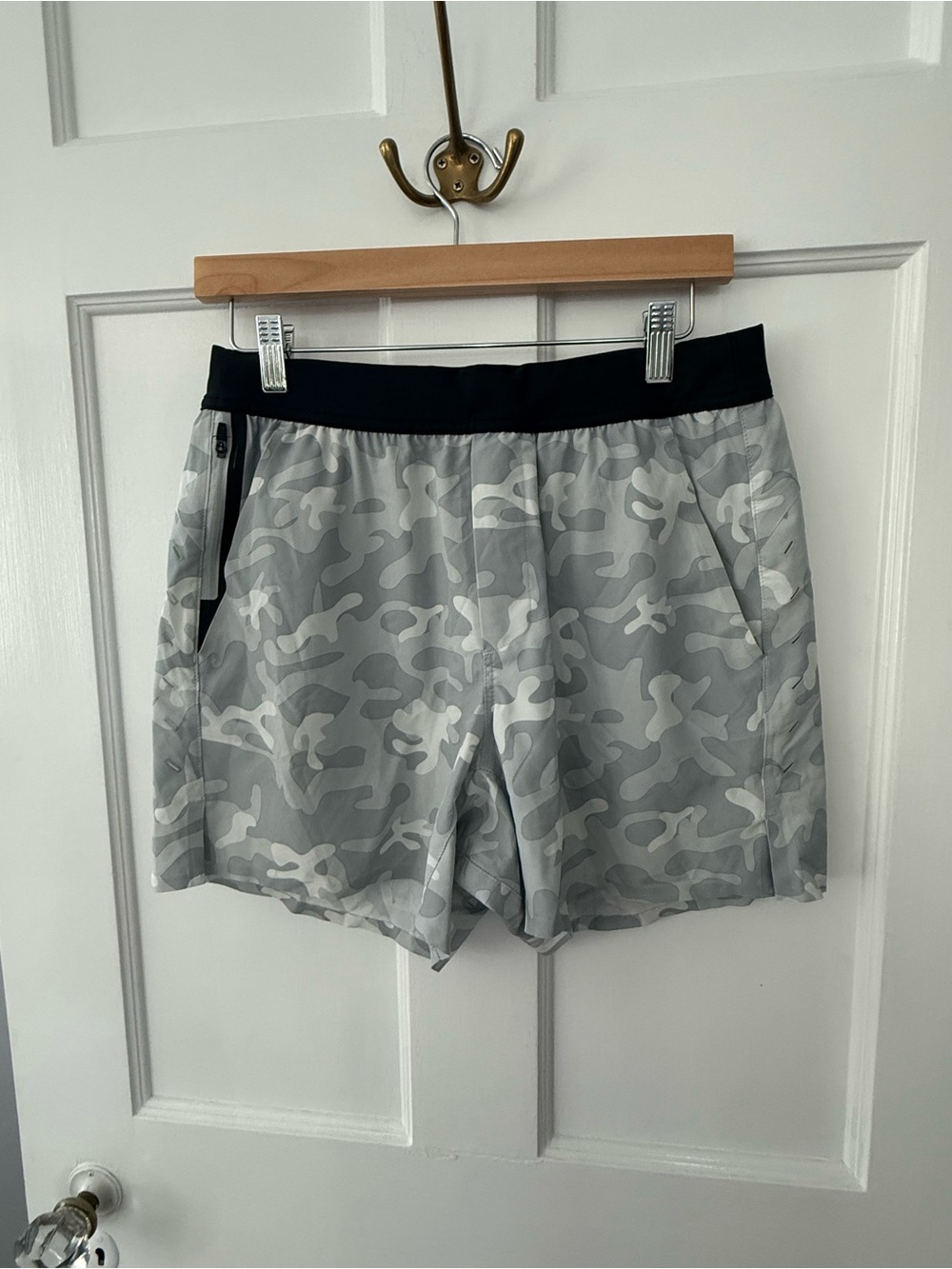 Ten Thousand Interval Shorts Light Gray Camo Unlined 5” NEW Medium M